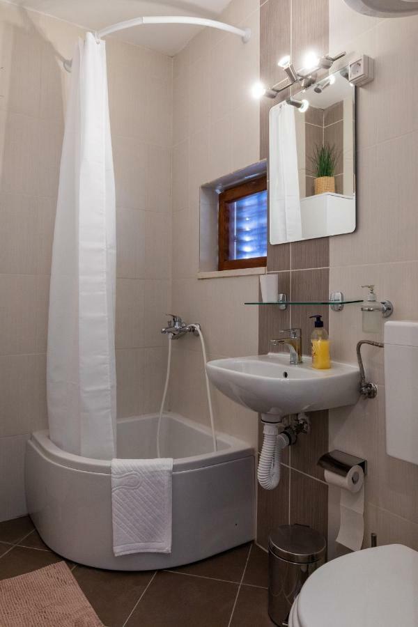 Apartments Lovorna Slano Εξωτερικό φωτογραφία