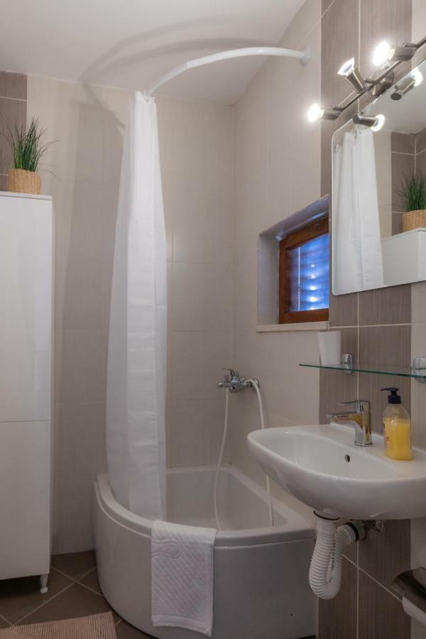 Apartments Lovorna Slano Εξωτερικό φωτογραφία